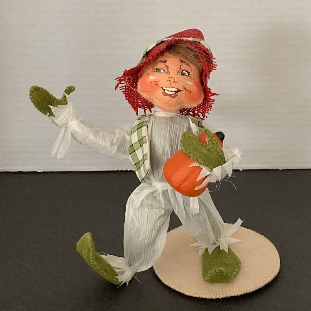 Annalee 2011 9” Harvest Elf